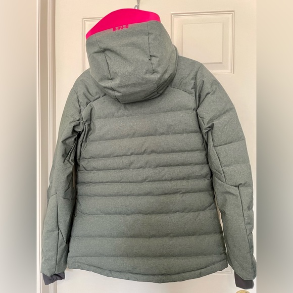 Helly Hansen primaloft jacket size small. Water repellent. High visibility trim - Picture 2 of 3